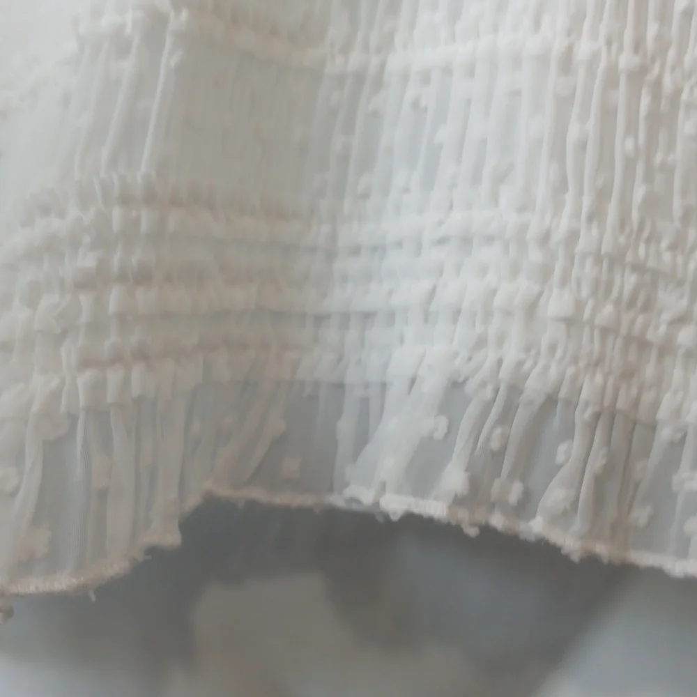 Lost & Wander Off White  Ruffled Long Sleeve Blouse NWT Texture Chic Office Wear